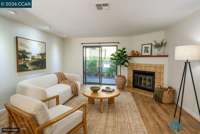 324 Eastgate Ln, Martinez