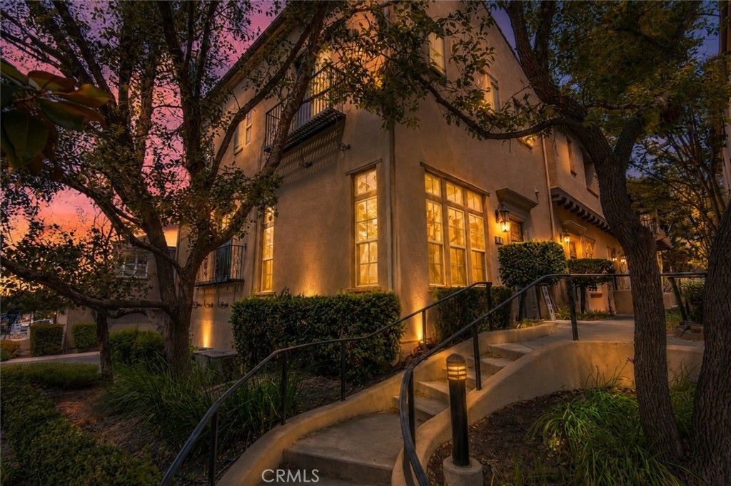4453 Owens # 101, Corona
