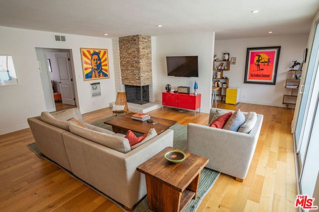 8358 Manitoba Street # 5, Playa Del Rey