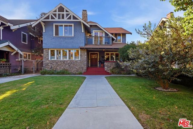 2651 Van Buren Place, Los Angeles