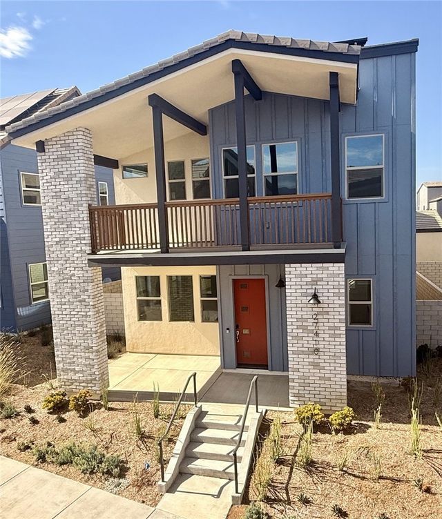 27410 Rainwood Place, Valencia