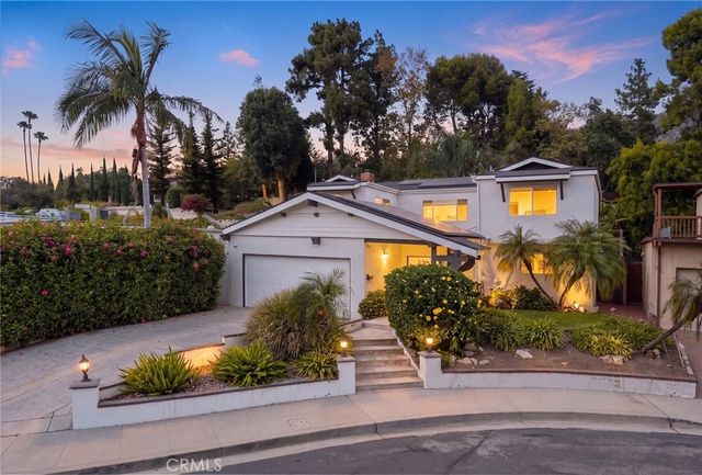 3929 El Moreno, La Crescenta