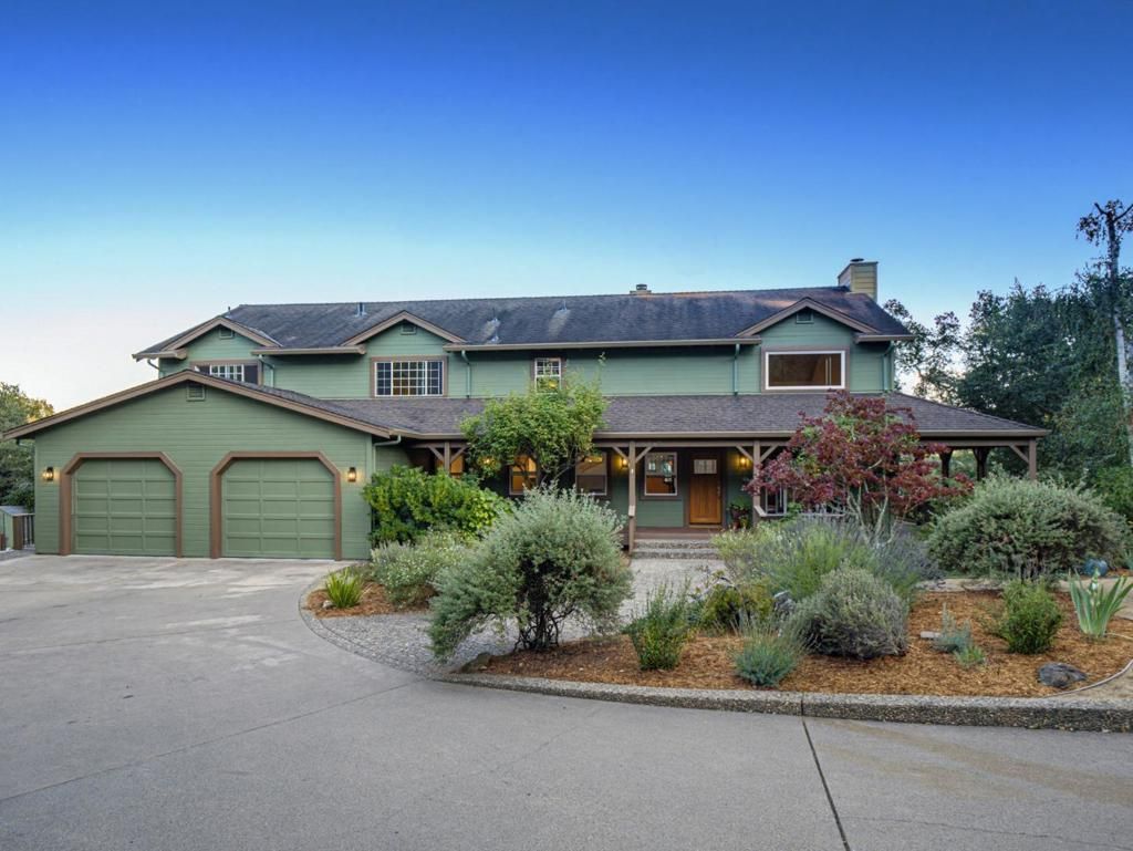 700 Meadowridge Road, Watsonville