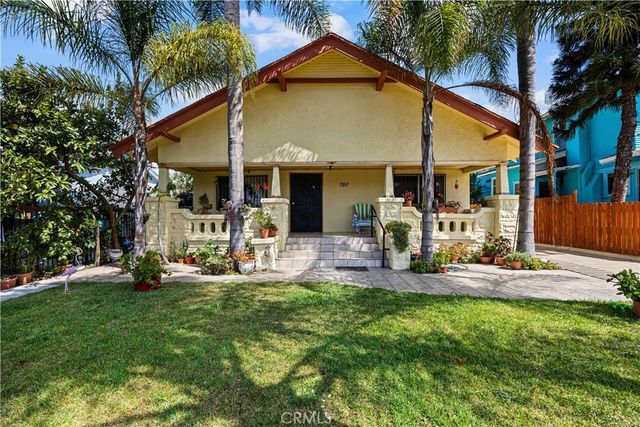 707 W 49th Street, Los Angeles