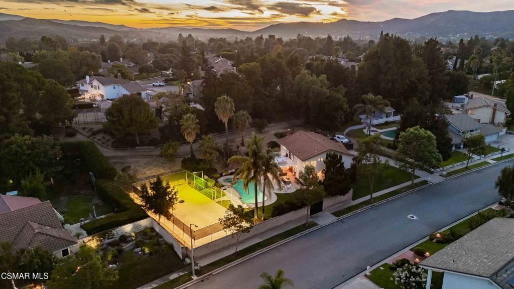 652 Stonebrook Street, Simi Valley