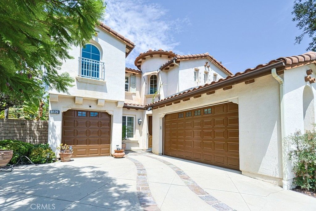 1829 Swan Falls, Simi Valley