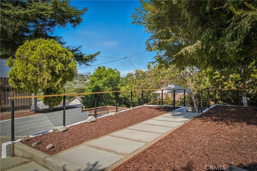 6150 Strickland, Los Angeles