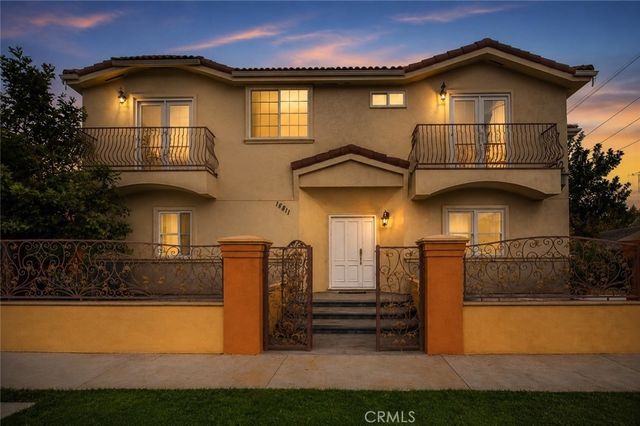 18811 Topham, Tarzana