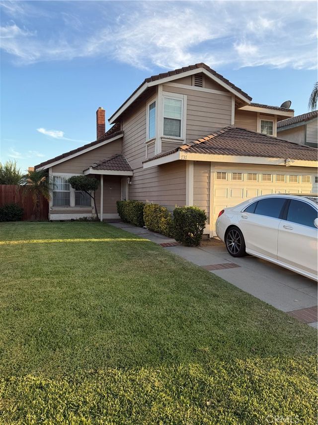 737 E Jackson, Rialto