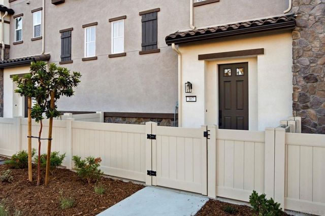 244 Pico Ave # 5, San Marcos