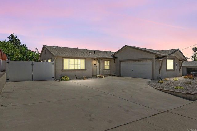 8378 Lake Ashwood Avenue, San Diego