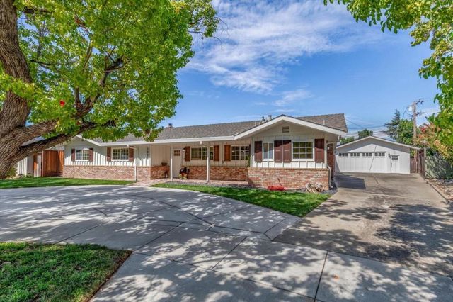 7821 Filice Drive, Gilroy