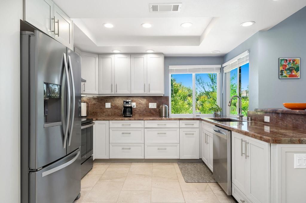 688 N Vallarta Circle, Palm Springs