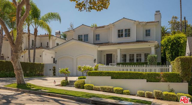 10334 Lorenzo Drive, Los Angeles