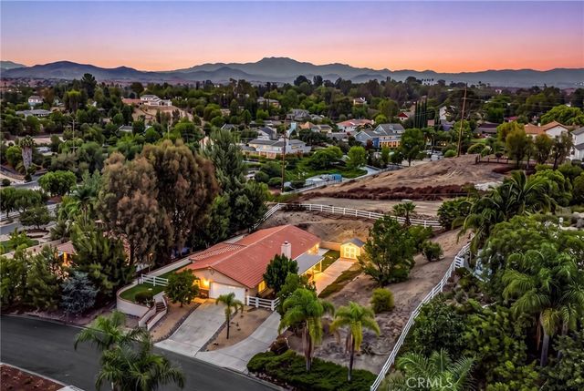 31100 Avenida Buena Suerte, Temecula