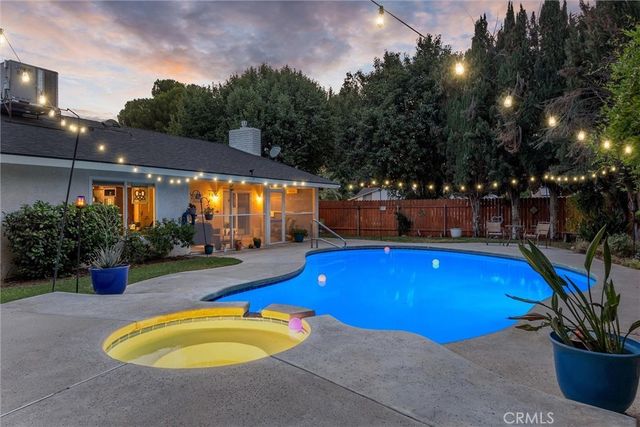 308 Swan Court, Bakersfield