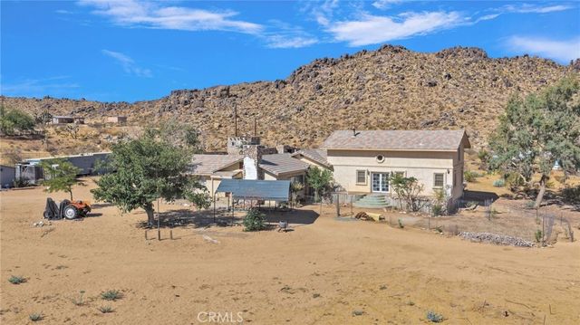 24716 Mcroberts, Apple Valley