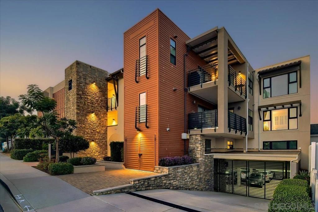 3128 Cañon St # 301, San Diego