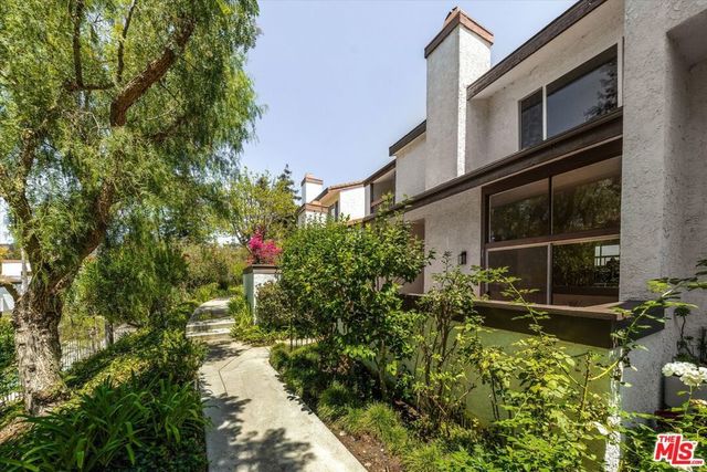 17173 Palisades Circle, Pacific Palisades