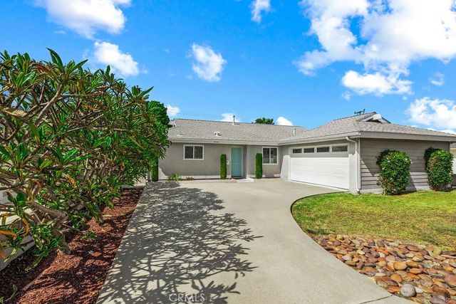 8181 Holland Drive, Huntington Beach