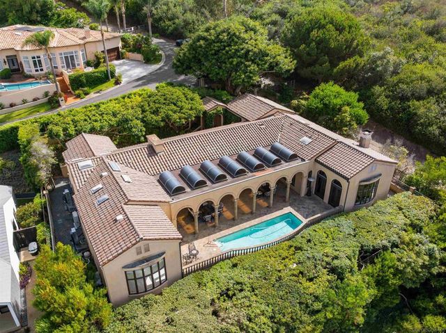2302 Rue Adriane, La Jolla