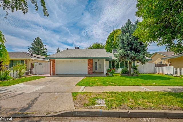 1052 Northwood, Merced