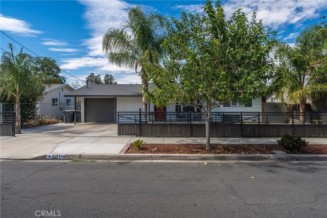 601 S Taylor, Hemet