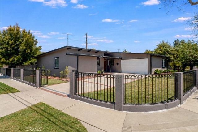 18027 Hatton Street, Reseda