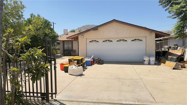 18315 11th Street, Bloomington