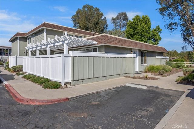 22932 Via Pimiento, Mission Viejo