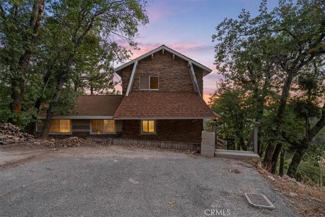 2190 Tank Road, Running Springs