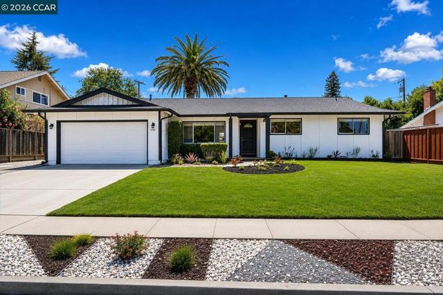 1320 Hookston Rd, Concord