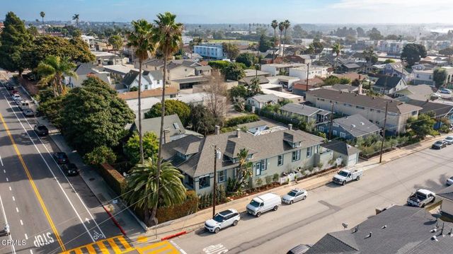 1106 E Santa Clara Street, Ventura