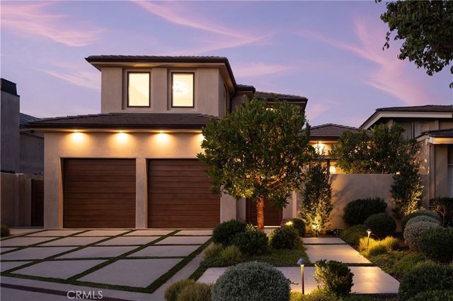 2 Rue Biarritz, Newport Beach