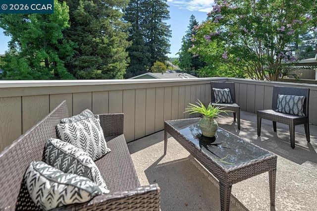 1425 Canyonwood # 3, Walnut Creek