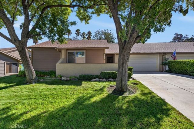 26105 Rainbow Glen Drive, Newhall