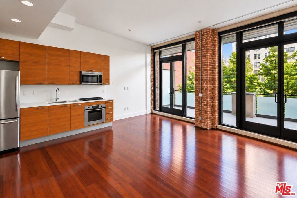 460 S Spring Street # 205, Los Angeles
