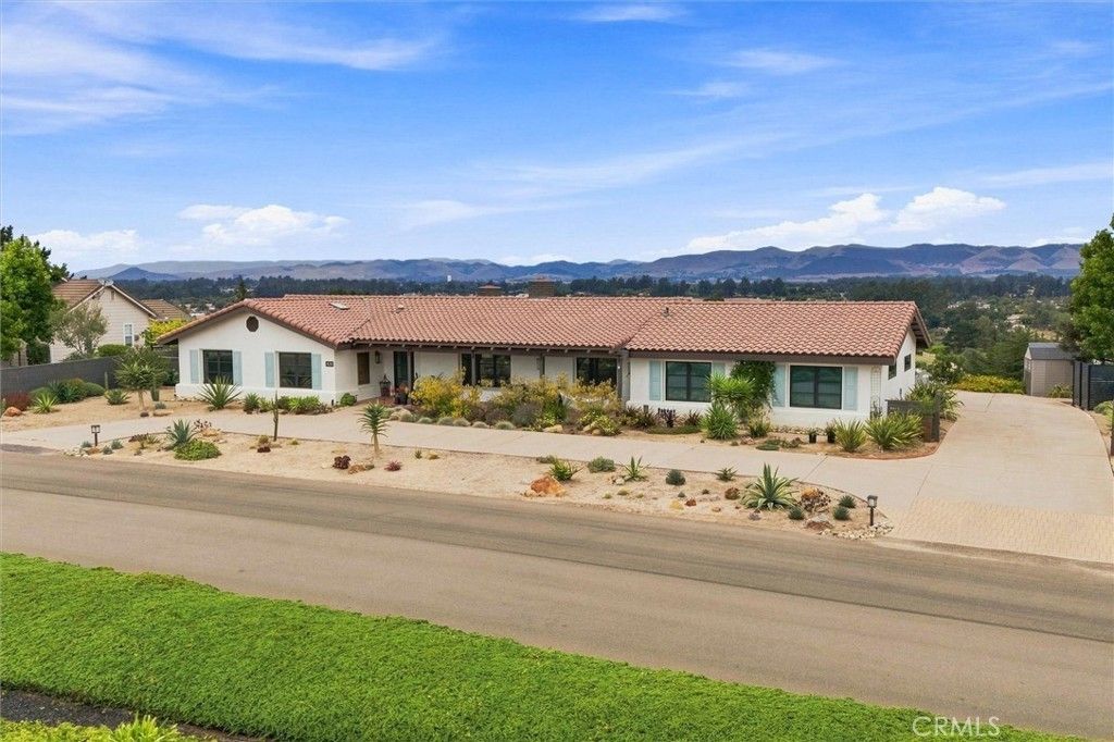 530 Calle Cielo, Nipomo