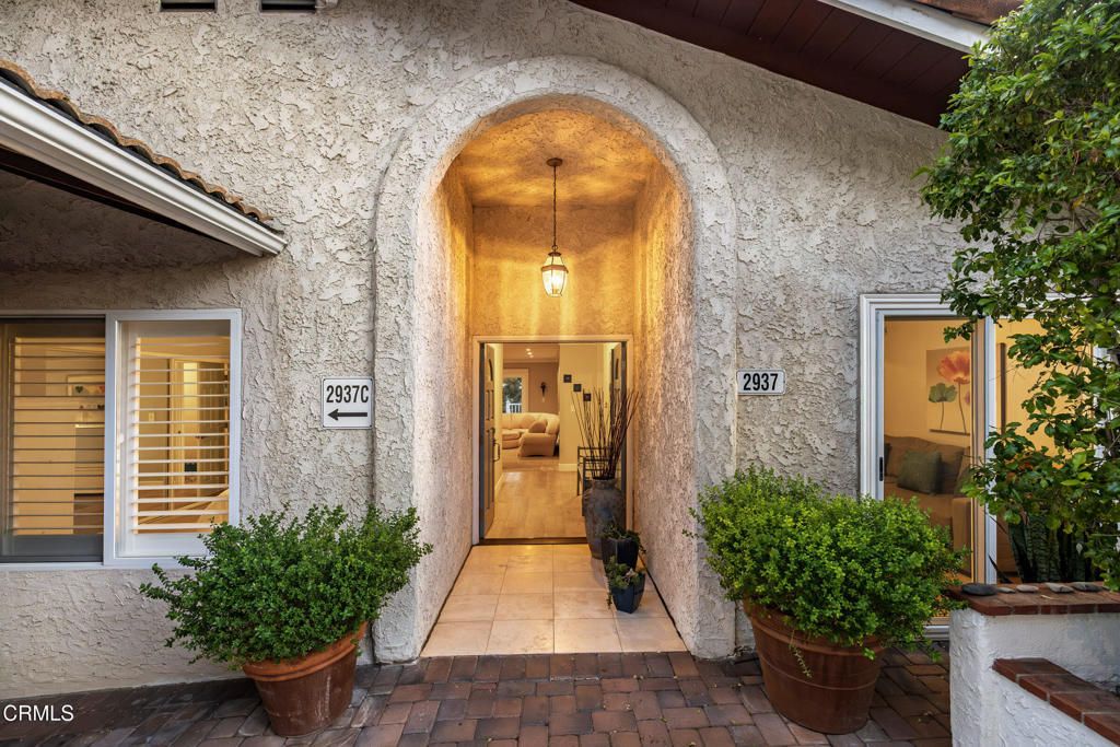 2937 Glen Albyn Drive, Santa Barbara