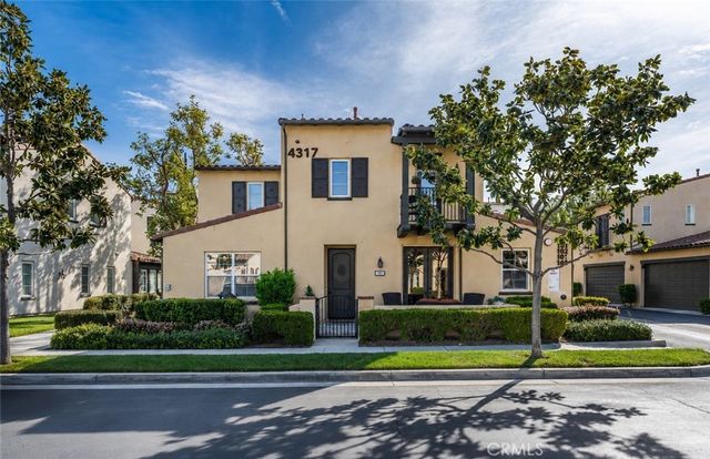 4317 Junction # 101, Corona