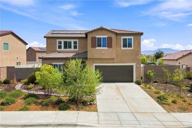 28414 Cats Claw Dr, Winchester
