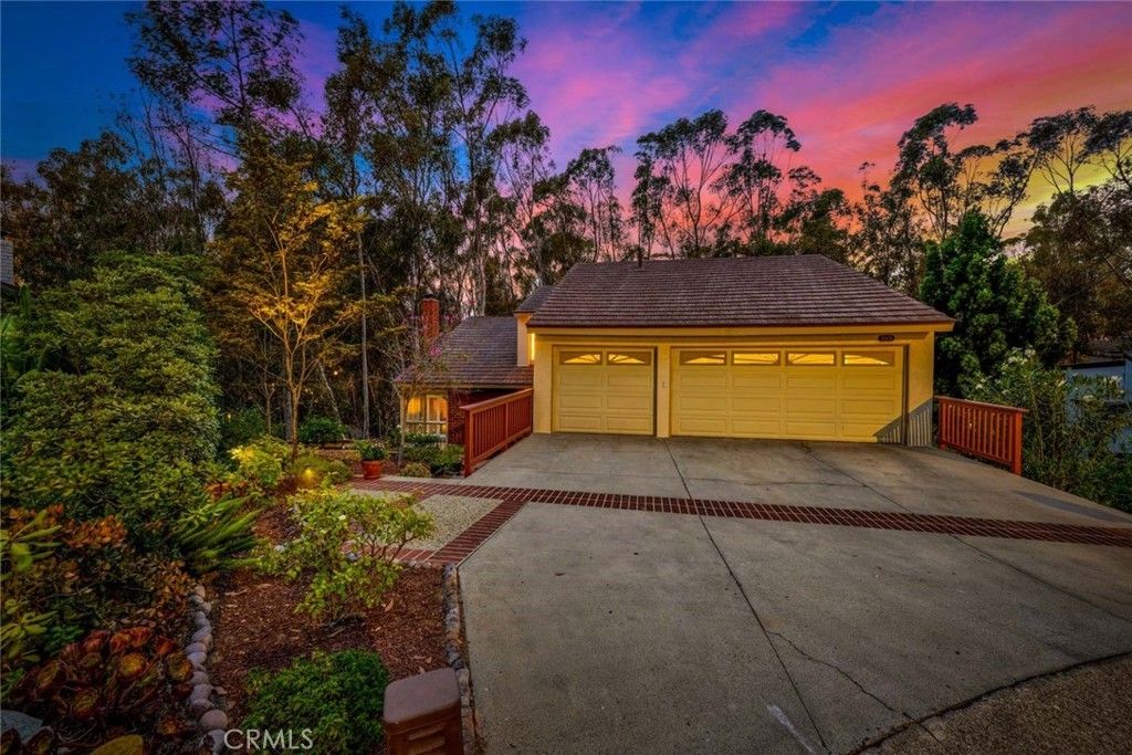 22431 Forest Hill, Lake Forest