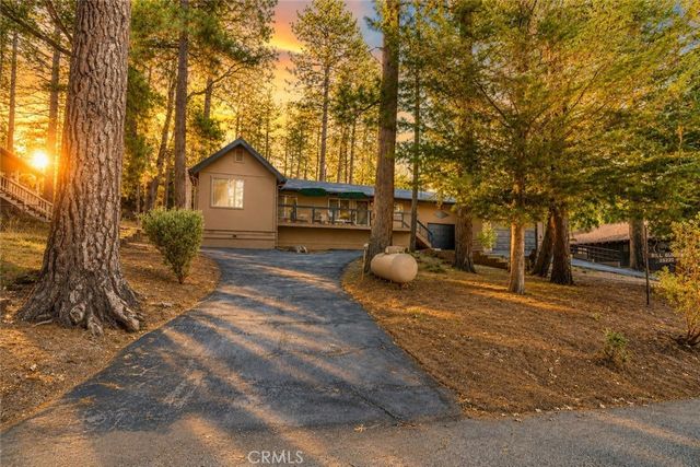 25220 Rim Rock, Idyllwild