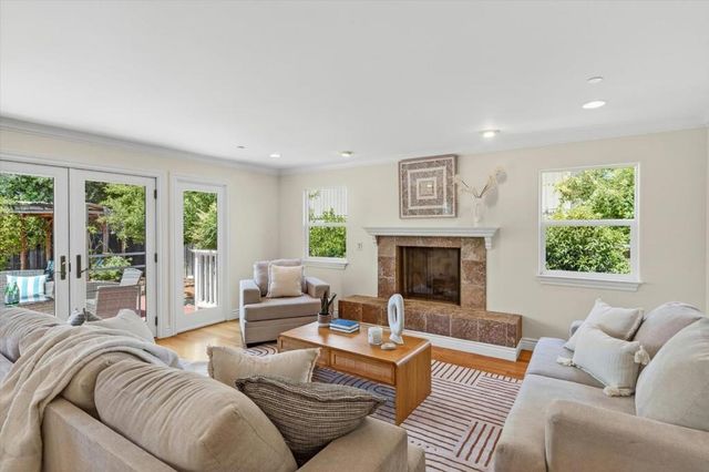 N/A, Mountain View