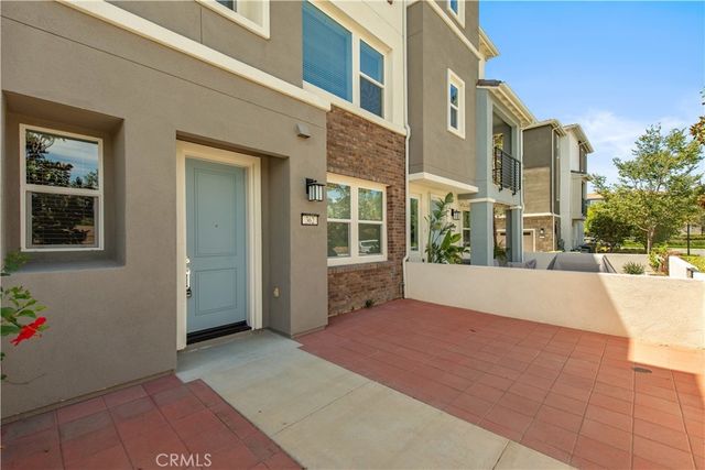 362 Bellver, Lake Forest