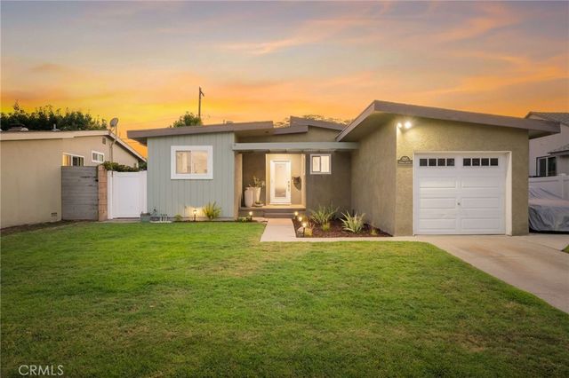 3265 Senasac, Long Beach