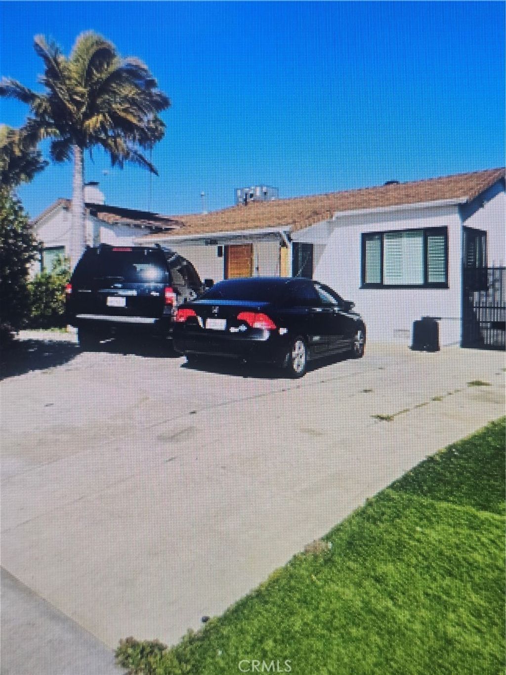9416 La Salle, Los Angeles