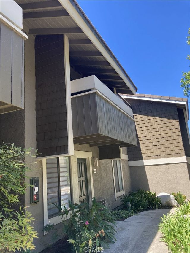 192 Streamwood, Irvine