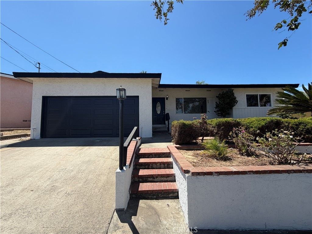2204 Calle Tortuosa, San Diego