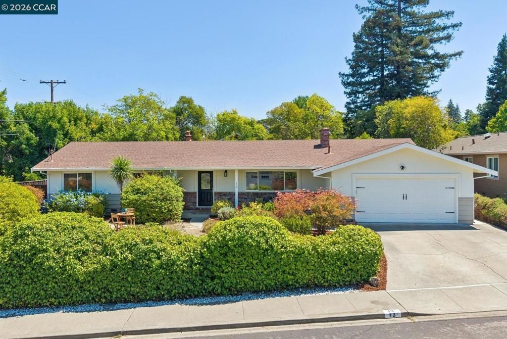 13 Anne Ct, Walnut Creek